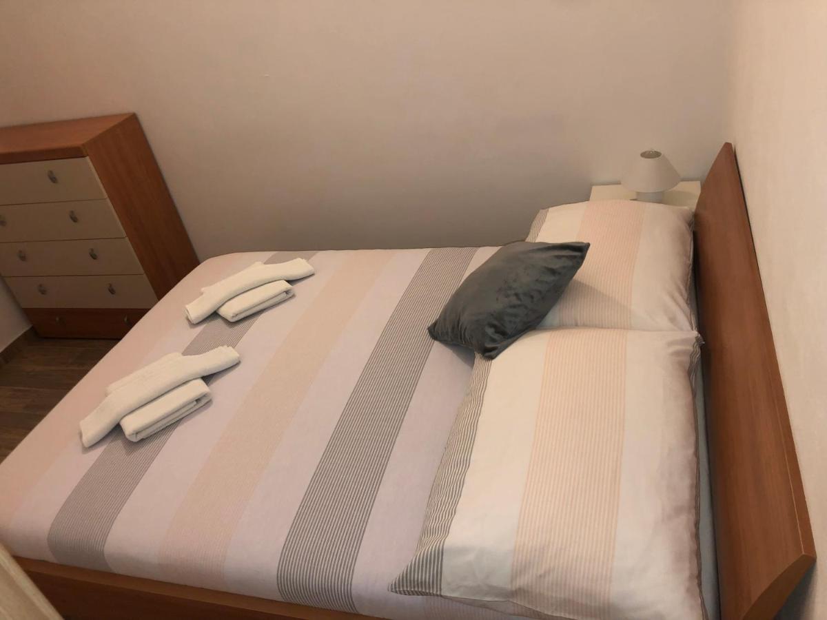 Apartmani Ivana كريس المظهر الخارجي الصورة