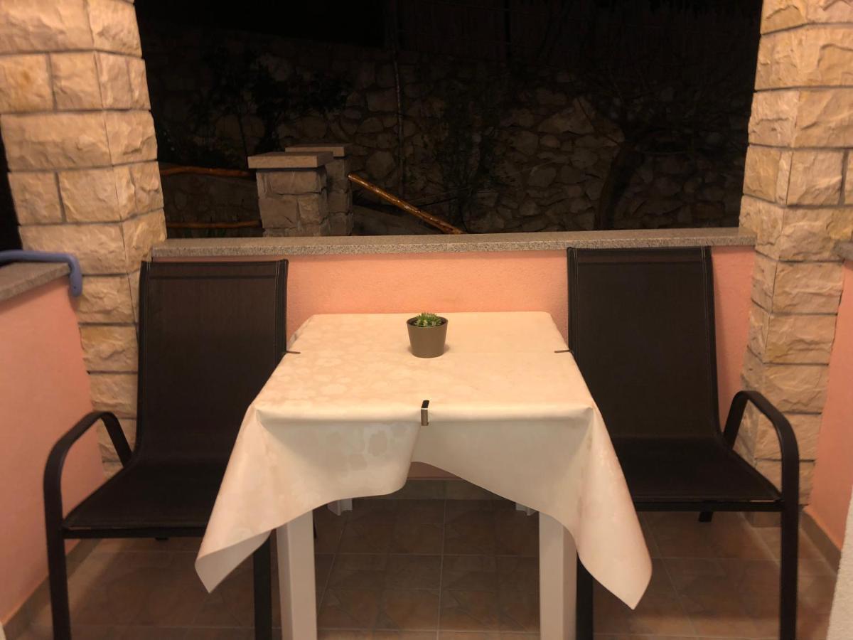 Apartmani Ivana كريس المظهر الخارجي الصورة